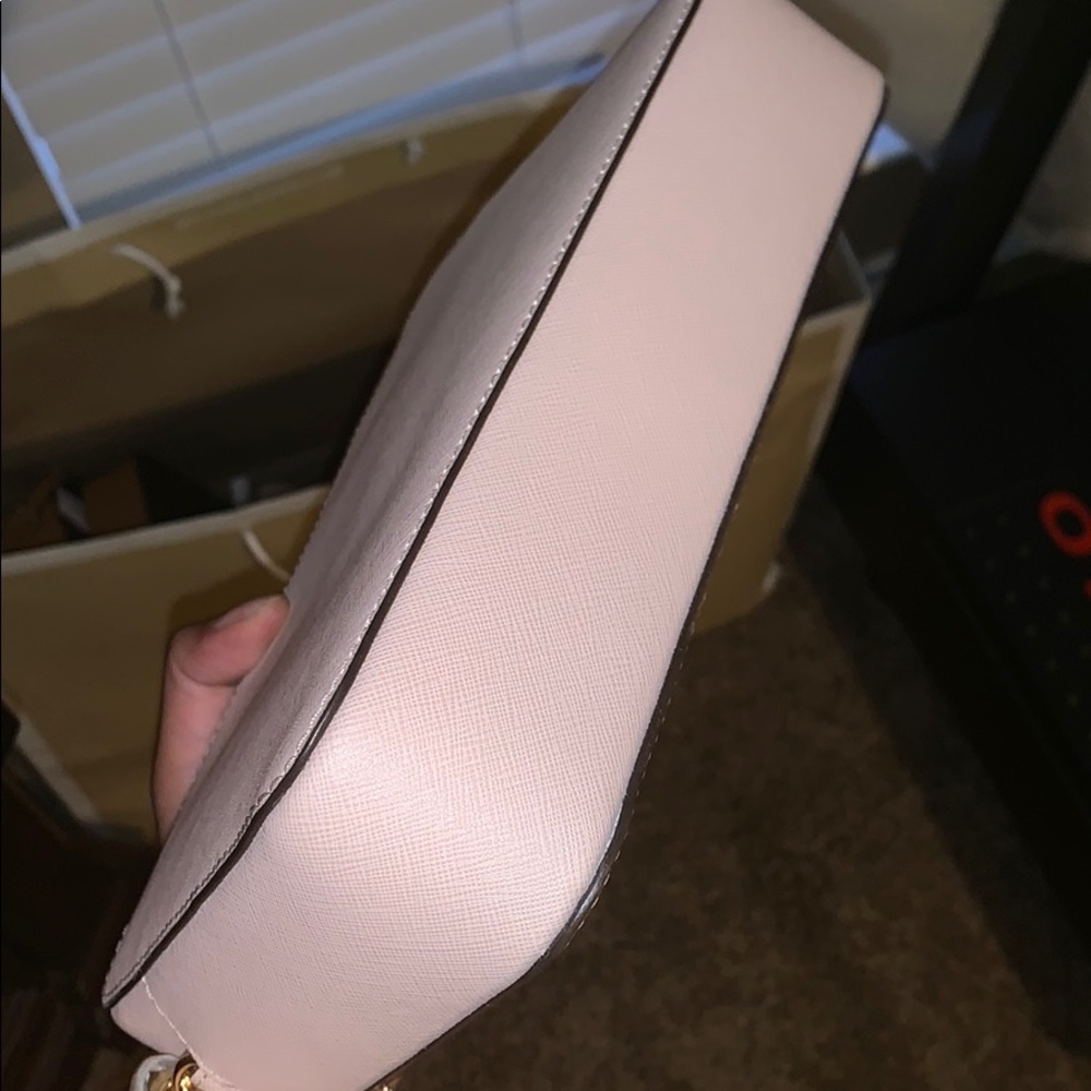 Sale 🎊 Beautiful Mk Jet Set Crossbody large🦄 - Picture 8 of 8